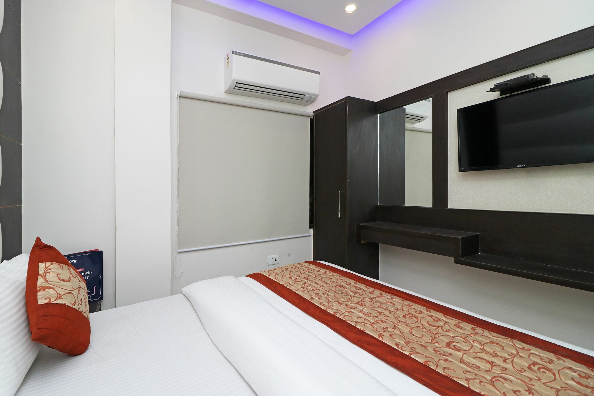 Oyo 11593 Hotel Aman Guest House Nuova Delhi Esterno foto
